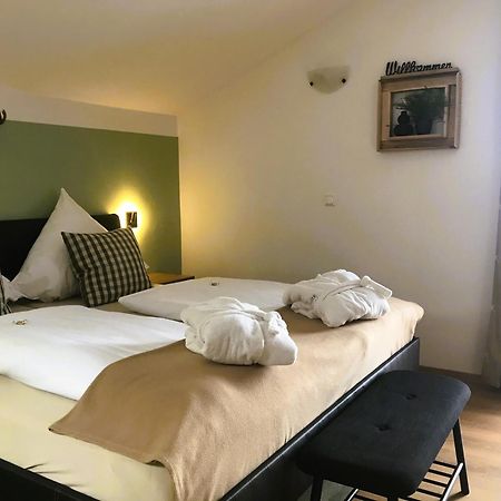 Zur Neuen Post Landgasthof Herzogsreut ภายนอก รูปภาพ