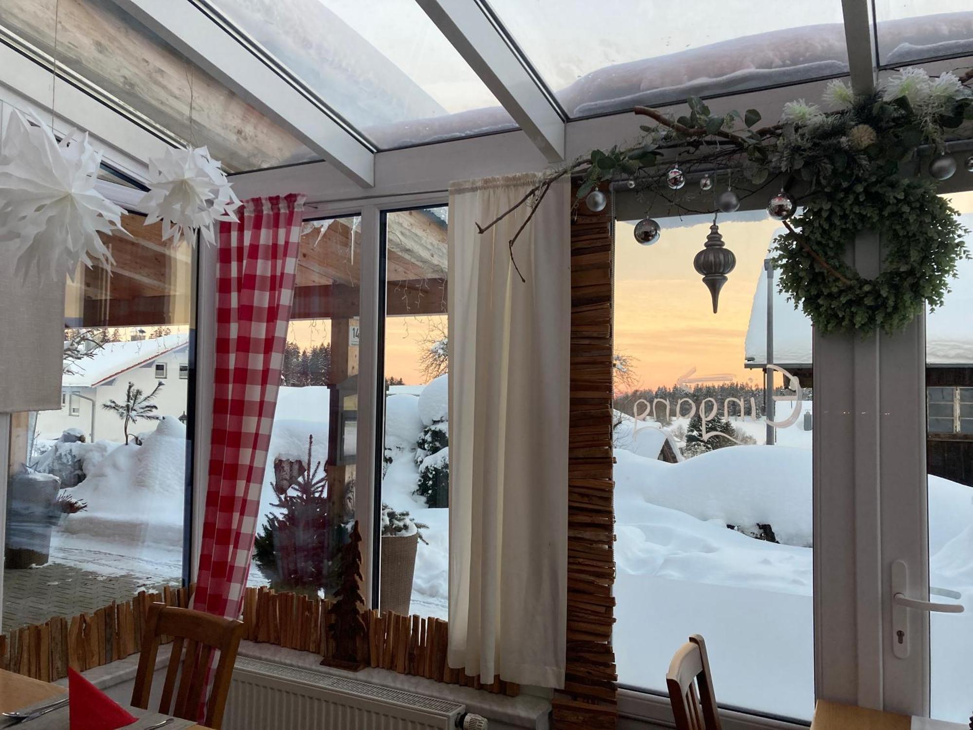 Zur Neuen Post Landgasthof Herzogsreut ภายนอก รูปภาพ